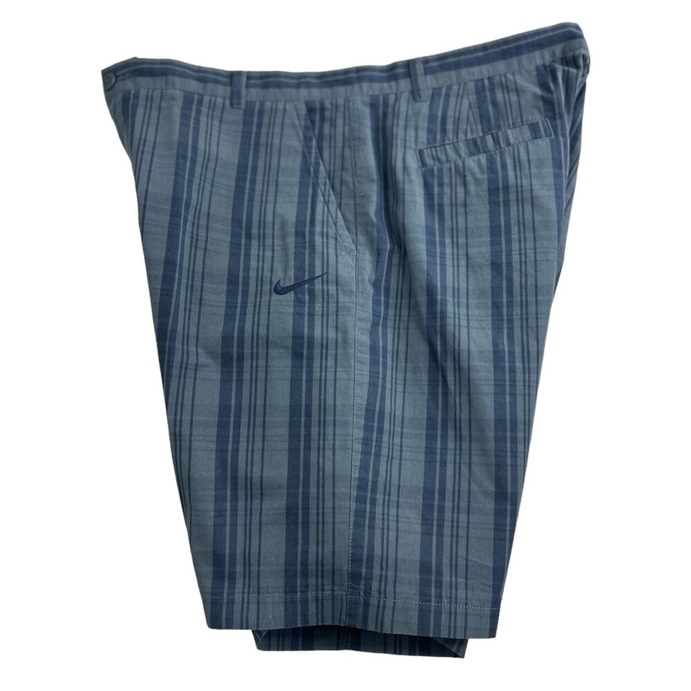 Nike Shorts Men's Sz 40 Plaid Navy Gray Chino Flat Front Golf The Athletic Dept